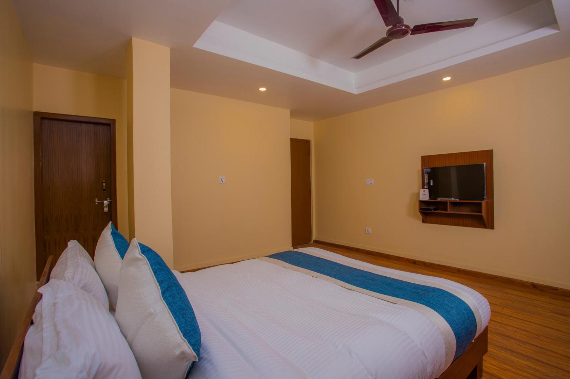 Oyo 273 Hotel Rara Palace Kathmandu Luaran gambar
