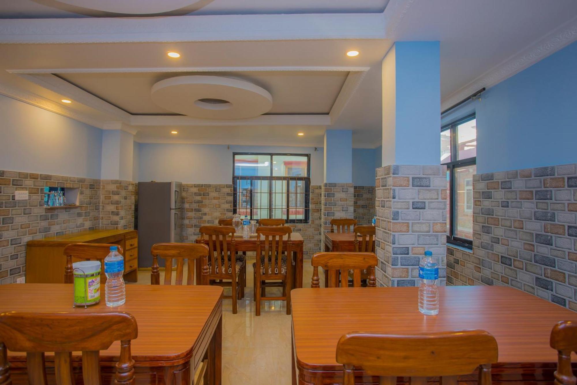 Oyo 273 Hotel Rara Palace Kathmandu Luaran gambar